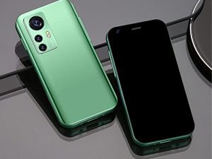 PUSOKEI Mini téléphone portable 3G Smartphone de