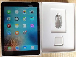 Tablette Wi-Fi Apple iPad Air 16 Go