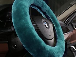 Housse de volant de voiture en peau